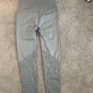 fabletics used grey leggings with details